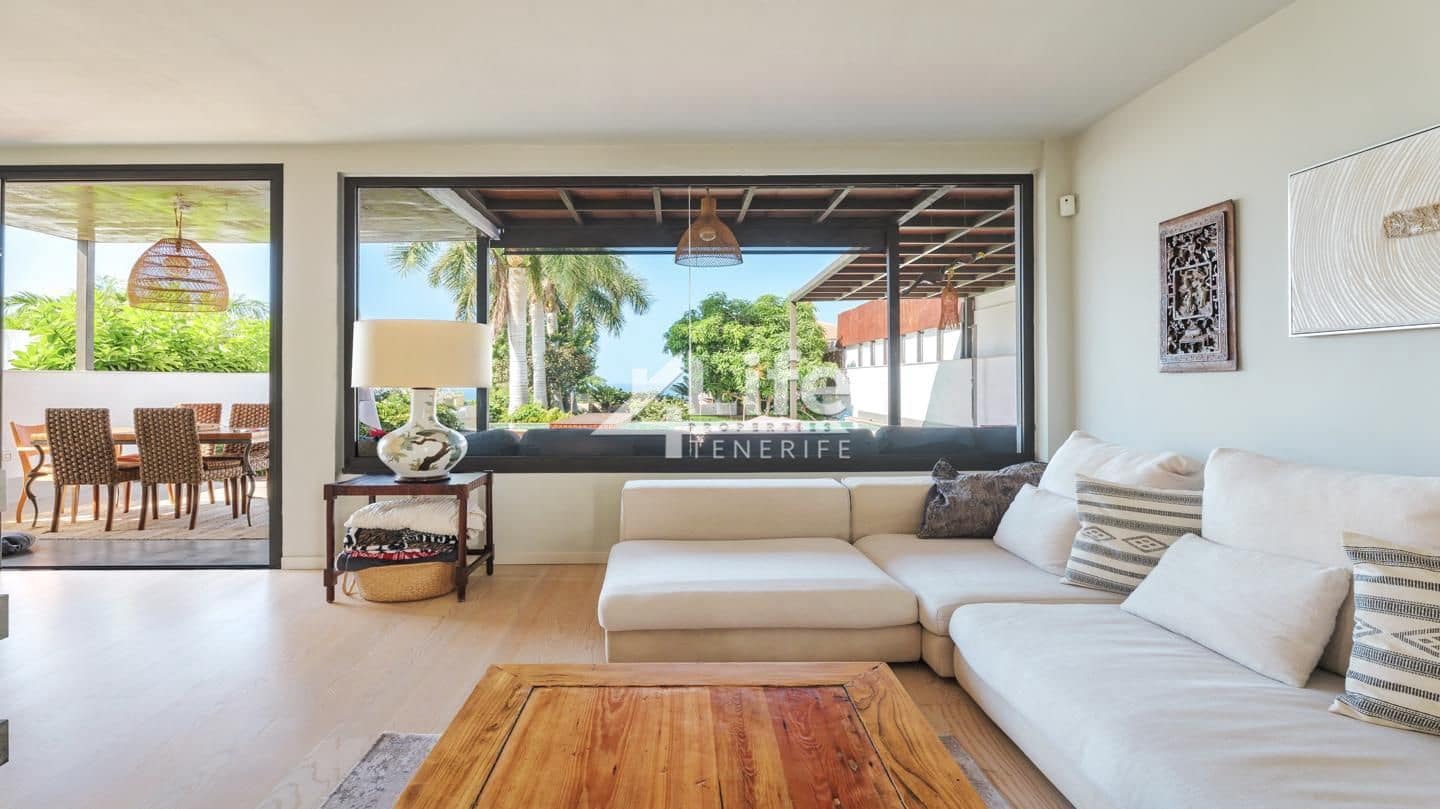 4 chambre Villa/Maison à vendre à Costa Adeje avec piscine garage - 2 625 000 € (Ref: 9813770)