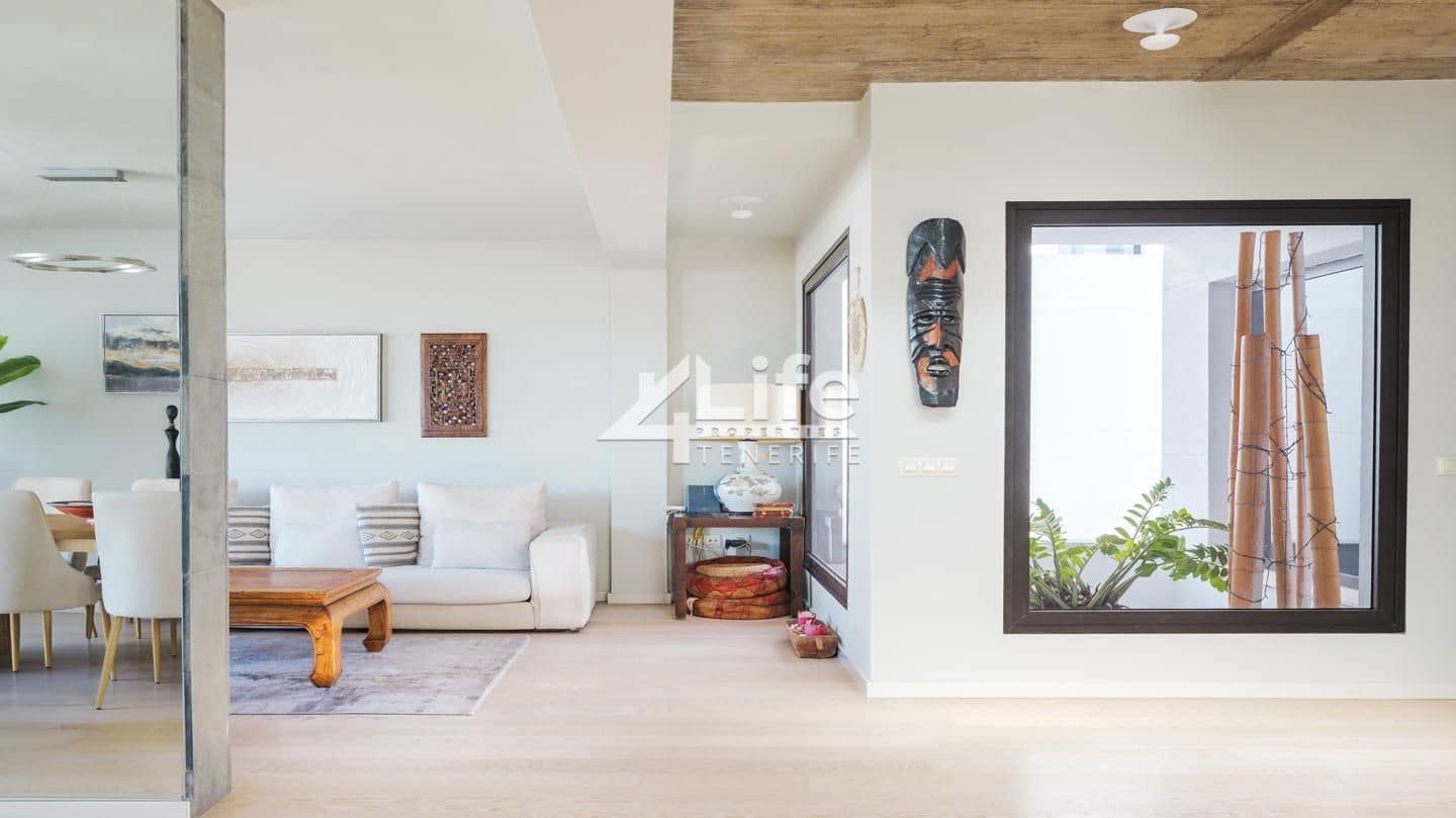4 chambre Villa/Maison à vendre à Costa Adeje avec piscine garage - 2 625 000 € (Ref: 9813770)