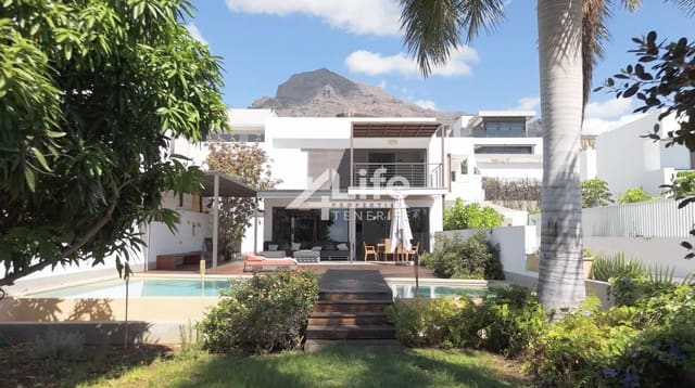 4 Zimmer Villa zu verkaufen in Playa de Fañabé Alto, Adeje mit Pool Garage - 2.625.000 € (Ref: 9813770)