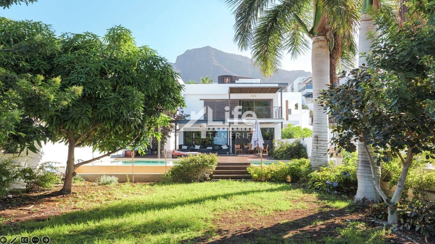 4 chambre Villa/Maison à vendre à Costa Adeje avec piscine garage - 2 625 000 € (Ref: 9813770)