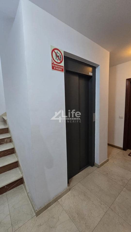 2 bedroom Flat for sale in Los Abrigos - € 232,000 (Ref: 9816508)
