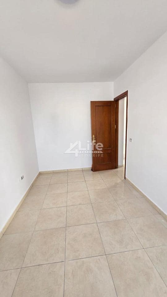 2 bedroom Flat for sale in Los Abrigos - € 232,000 (Ref: 9816508)