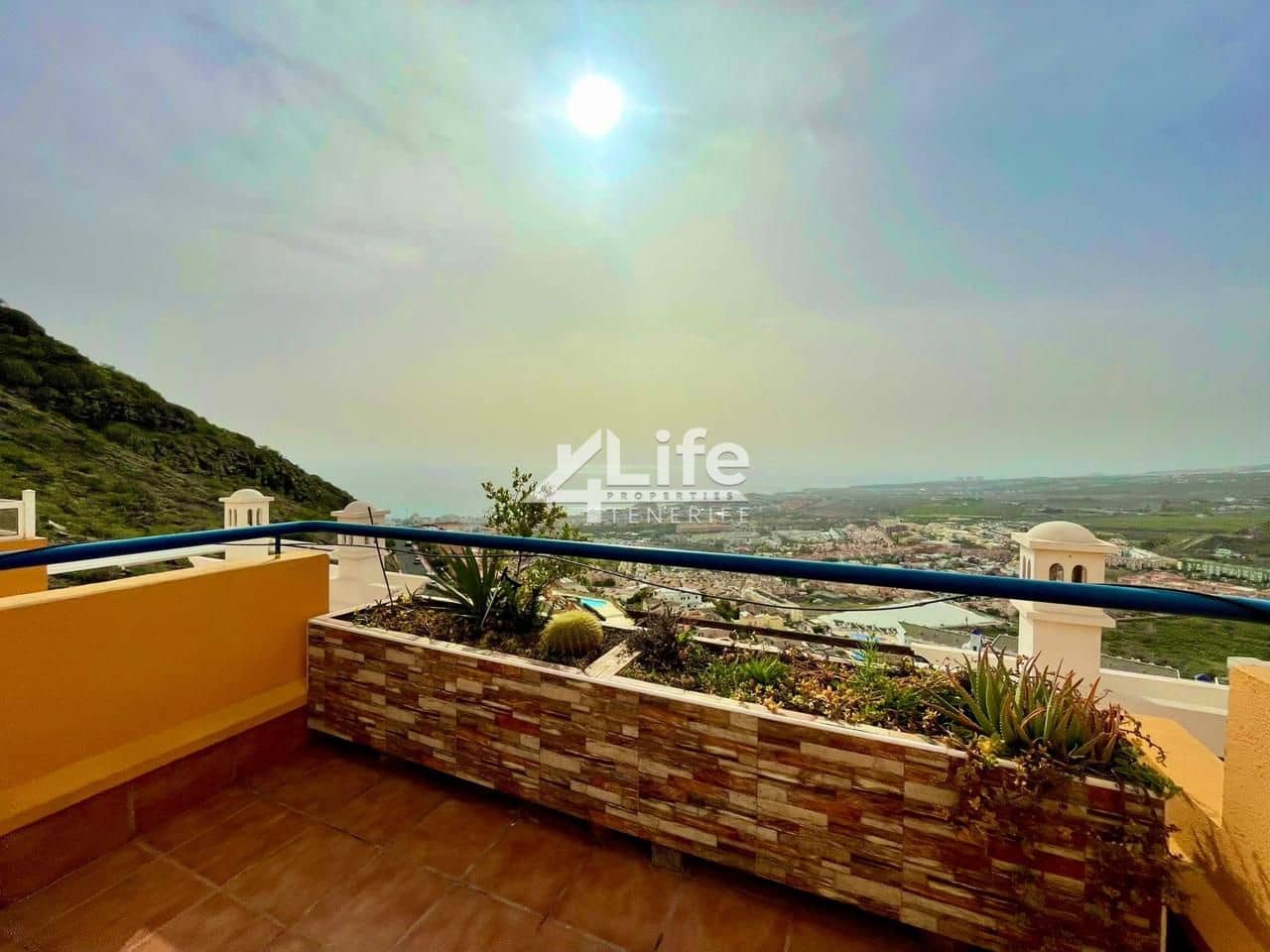 2 Zimmer Wohnung zu verkaufen in Roque del Conde mit Pool Garage - 420.000 € (Ref: 9819882)