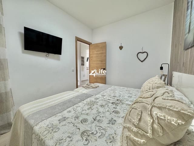 1 soveværelse Lejlighed til salg i San Eugenio Alto, Adeje med swimmingpool - € 330.000 (Ref: 9821985)