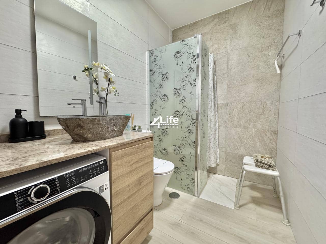 1 bedroom Flat for sale in Costa Adeje with pool - € 330,000 (Ref: 9821985)