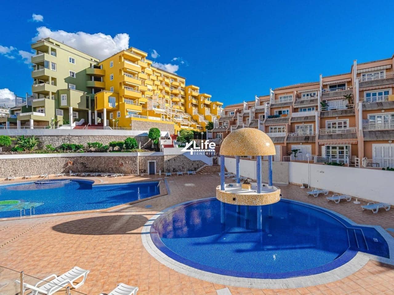1 bedroom Flat for sale in Costa Adeje with pool - € 330,000 (Ref: 9821985)