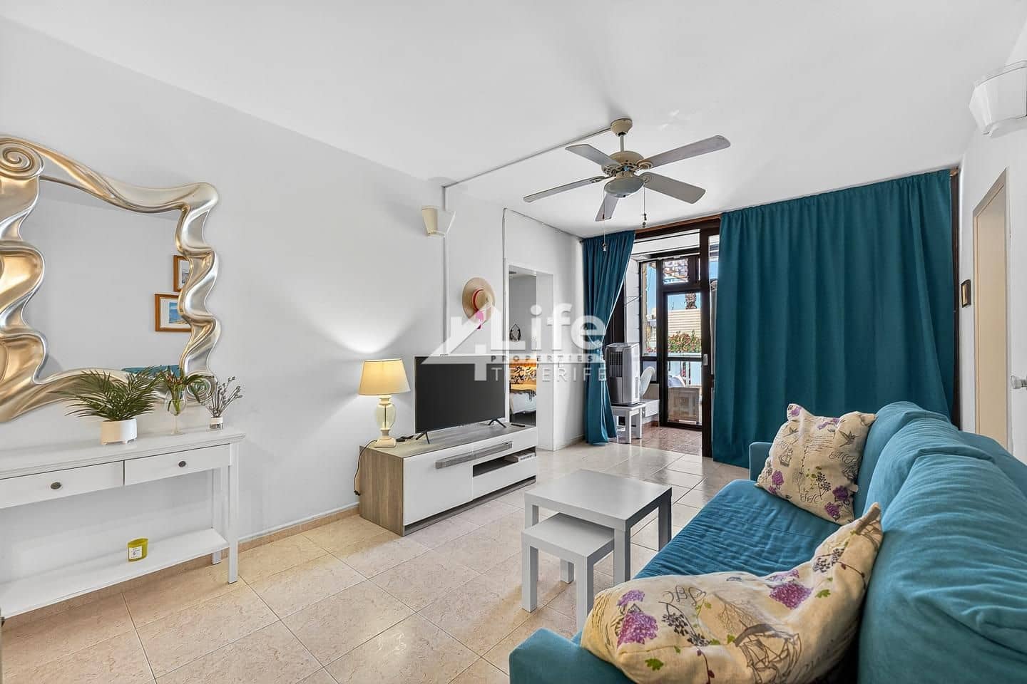 2 bedroom Flat for sale in Costa del Silencio - € 229,000 (Ref: 9834552)