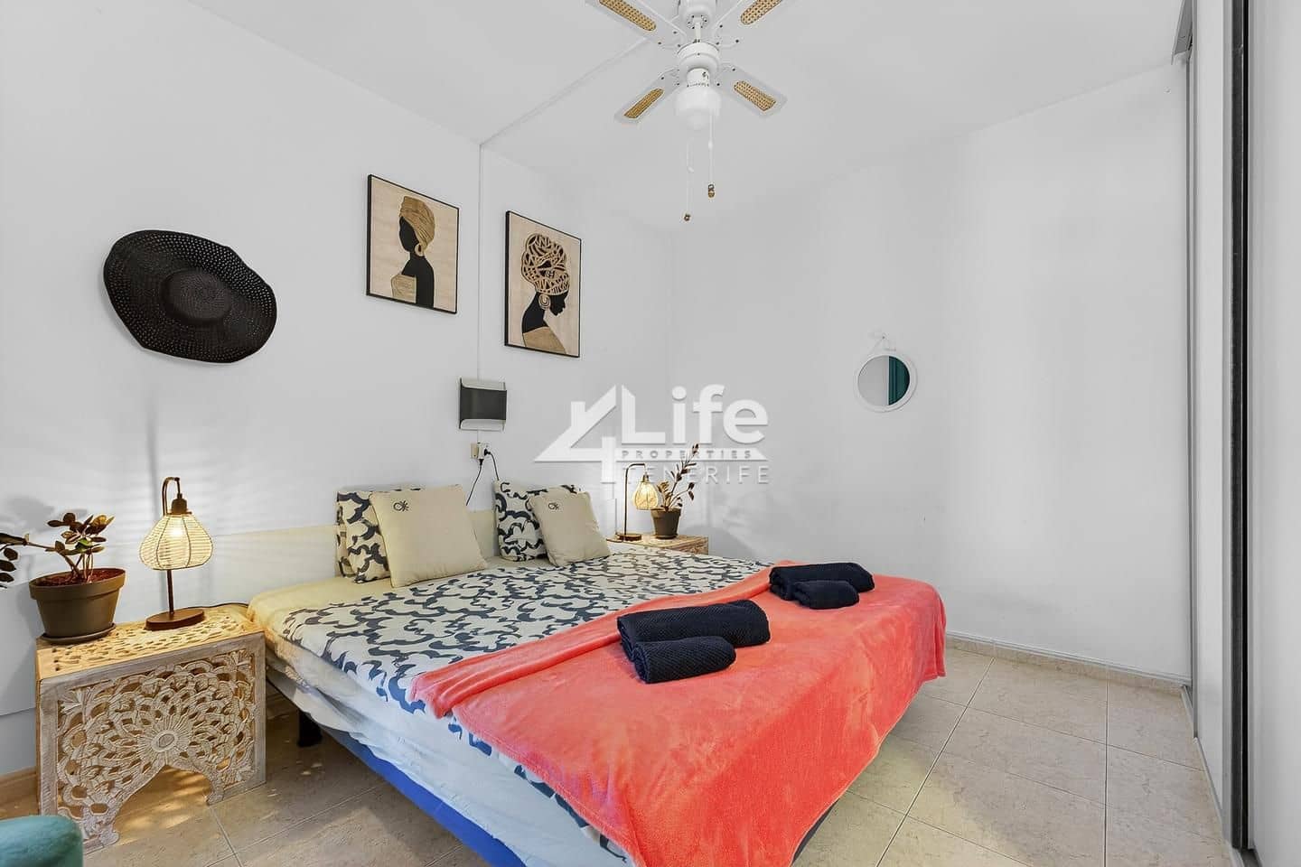 2 bedroom Flat for sale in Costa del Silencio - € 229,000 (Ref: 9834552)