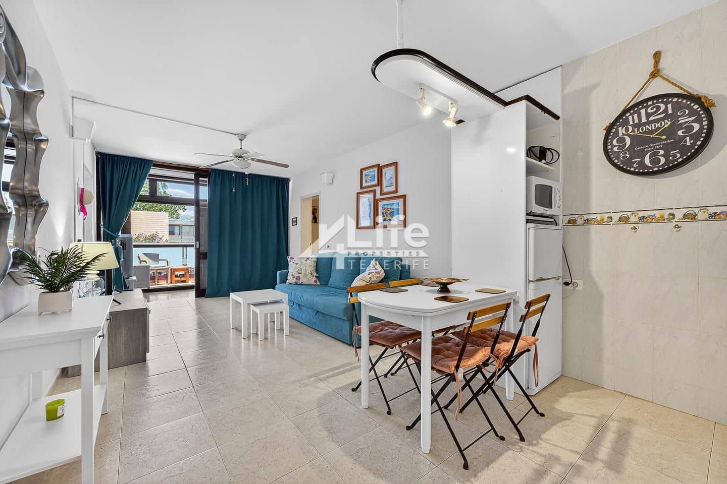 2 bedroom Flat for sale in Costa del Silencio - € 229,000 (Ref: 9834552)