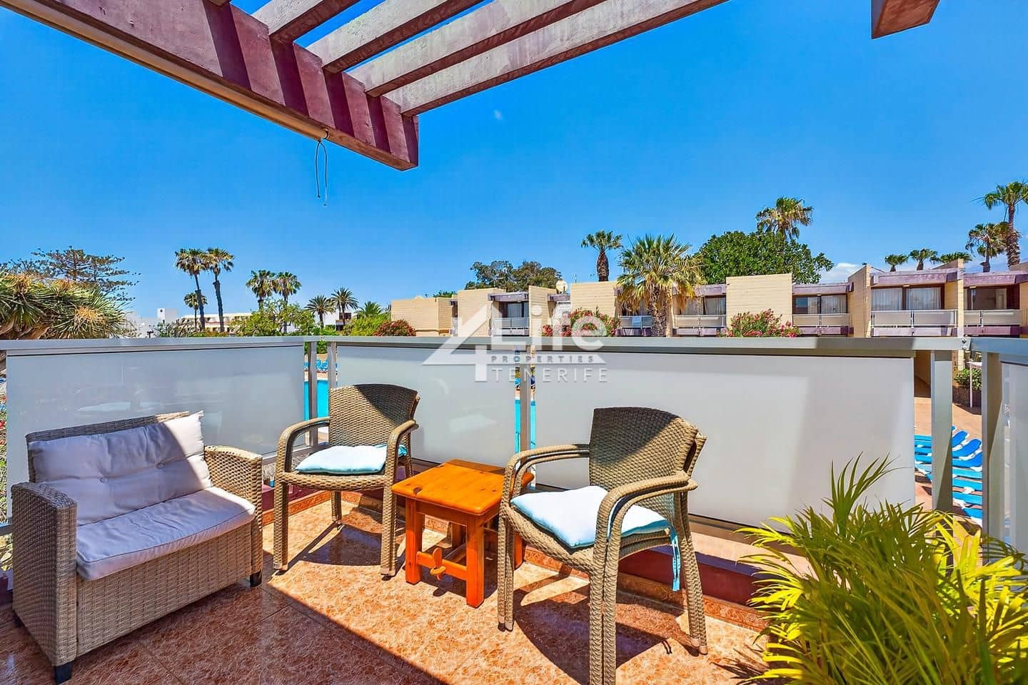2 bedroom Flat for sale in Costa del Silencio - € 229,000 (Ref: 9834552)