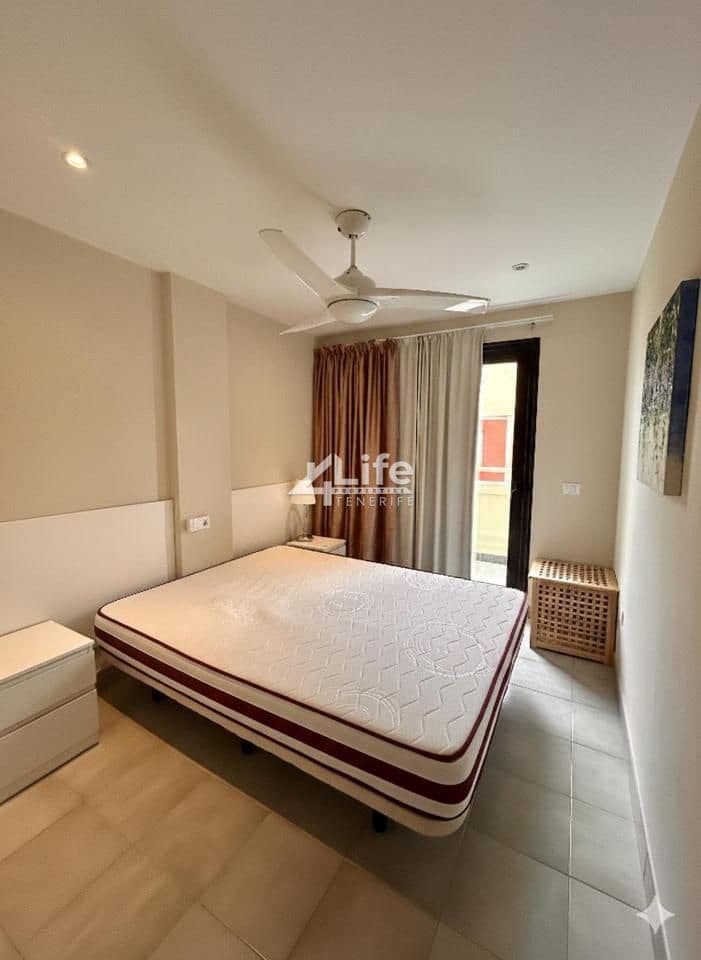 2 bedroom Flat for sale in Arona with pool - € 410,000 (Ref: 9854612)