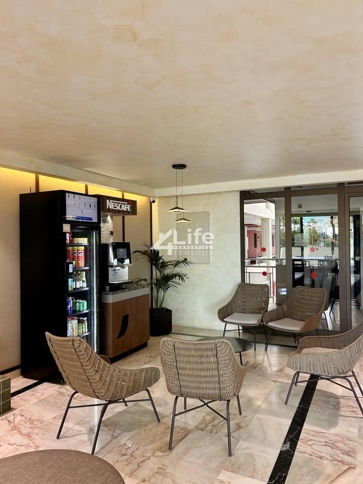 2 bedroom Flat for sale in Arona with pool - € 410,000 (Ref: 9854612)