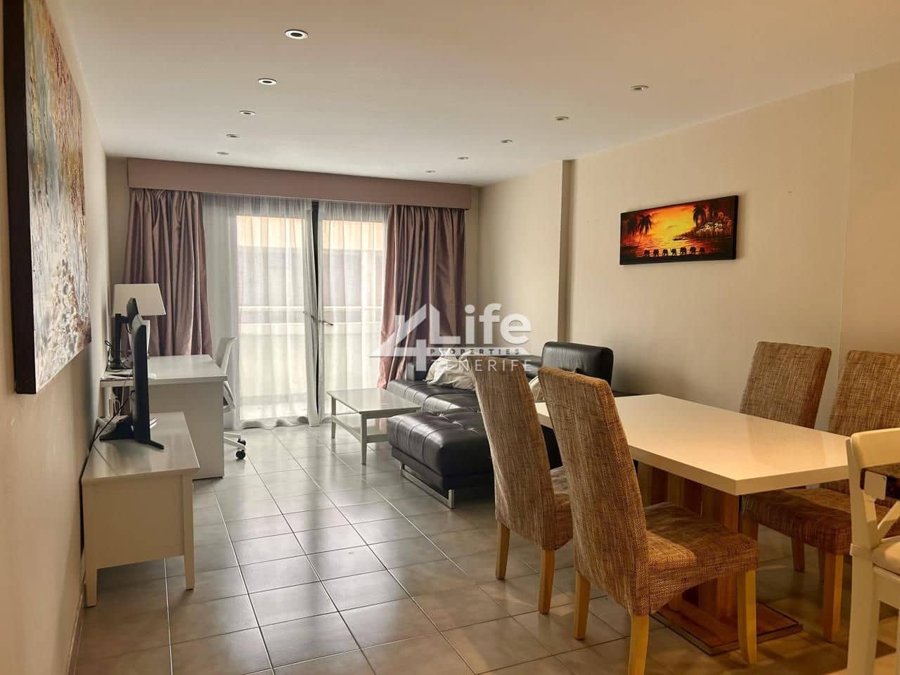 2 bedroom Flat for sale in Arona with pool - € 410,000 (Ref: 9854612)