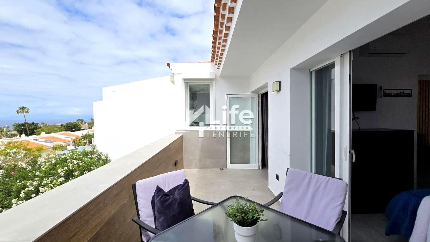 Piso de 3 habitaciones en Costa Adeje en venta - 525.000 € (Ref: 9854613)