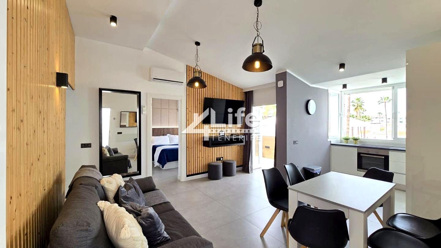 Piso de 3 habitaciones en Costa Adeje en venta - 525.000 € (Ref: 9854613)
