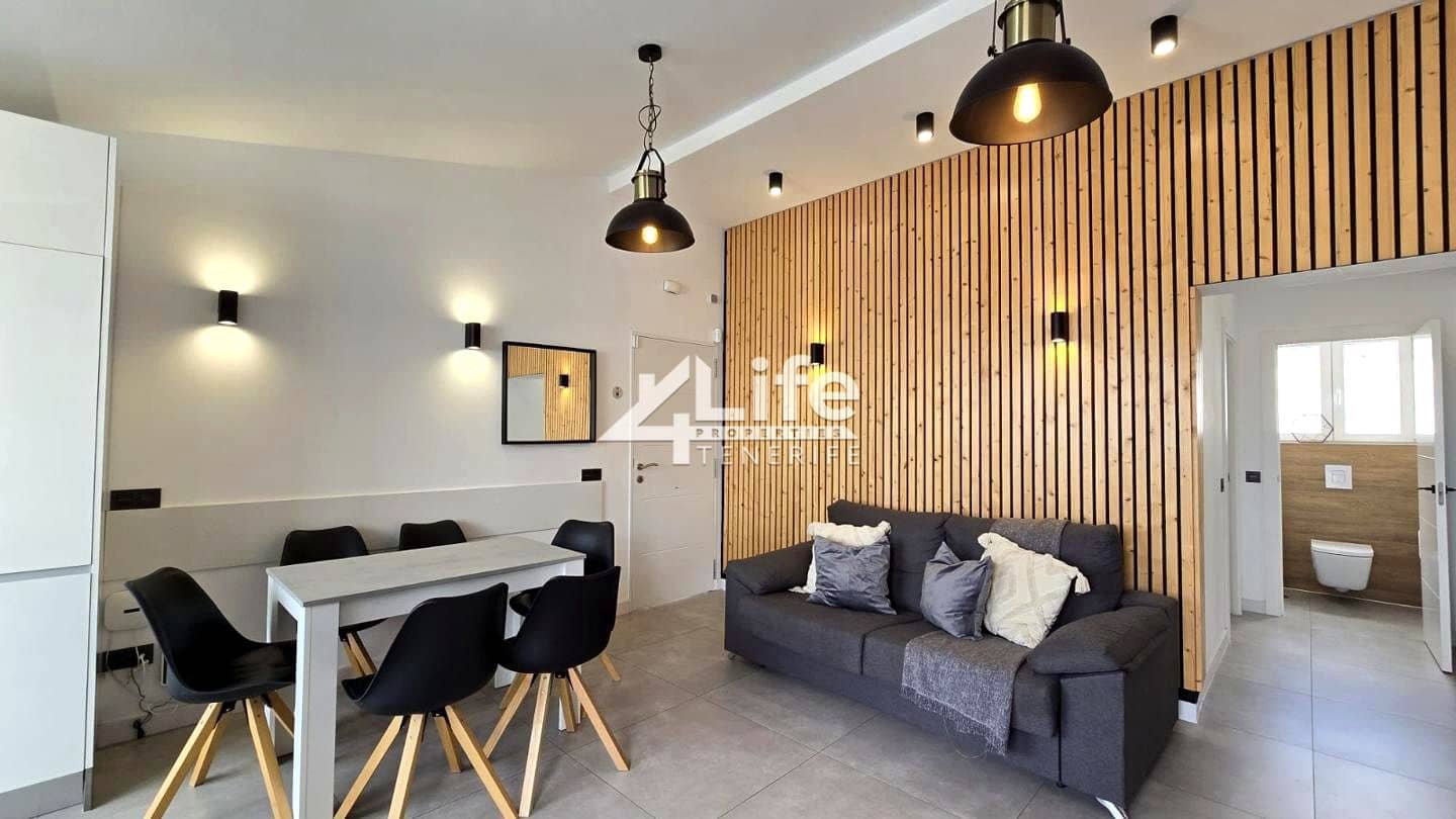 Piso de 3 habitaciones en Costa Adeje en venta - 525.000 € (Ref: 9854613)
