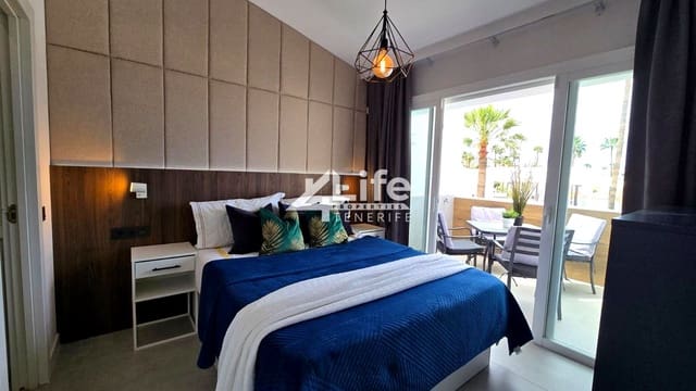 Piso de 3 habitaciones en San Eugenio Alto, Adeje en venta - 525.000 € (Ref: 9854613)