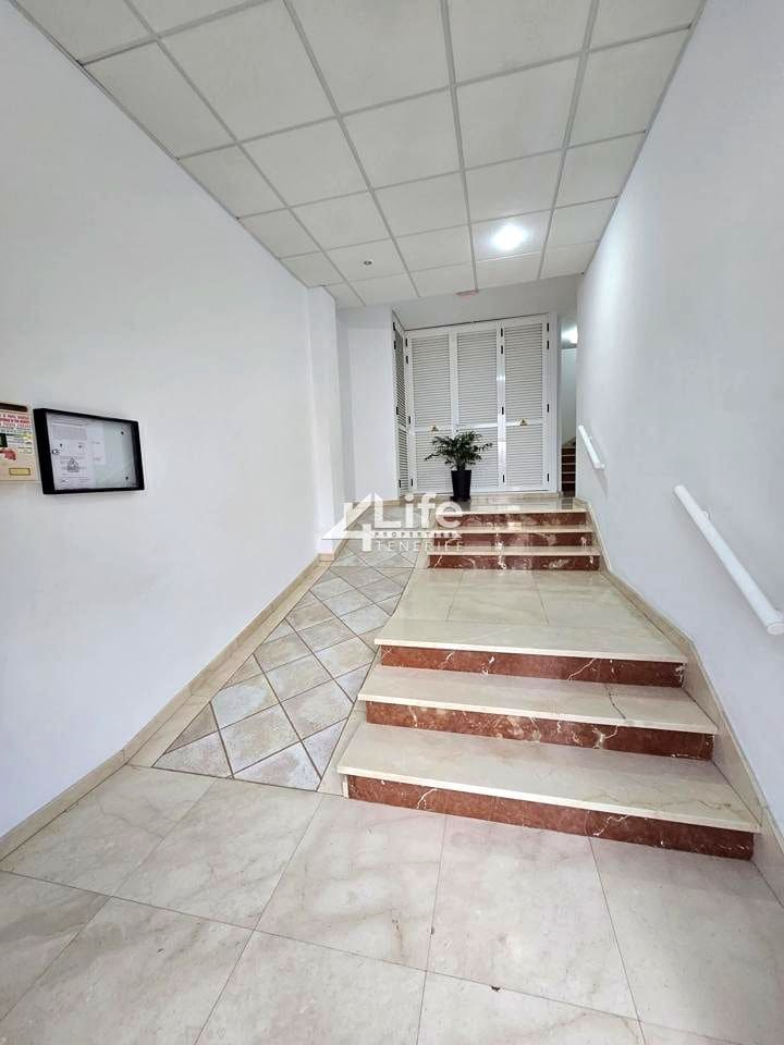 2 bedroom Flat for sale in Los Abrigos - € 239,000 (Ref: 9860988)