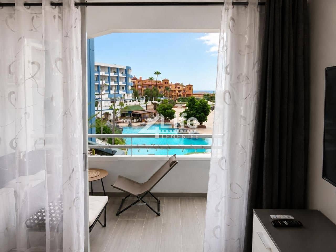 1 soveværelse Lejlighed til salg i Golf del Sur med swimmingpool - € 189.000 (Ref: 9861195)