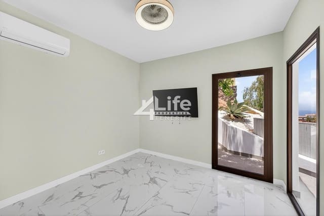1 chambre Appartement à vendre à San Eugenio Alto, Adeje avec piscine - 320 000 € (Ref: 9861249)