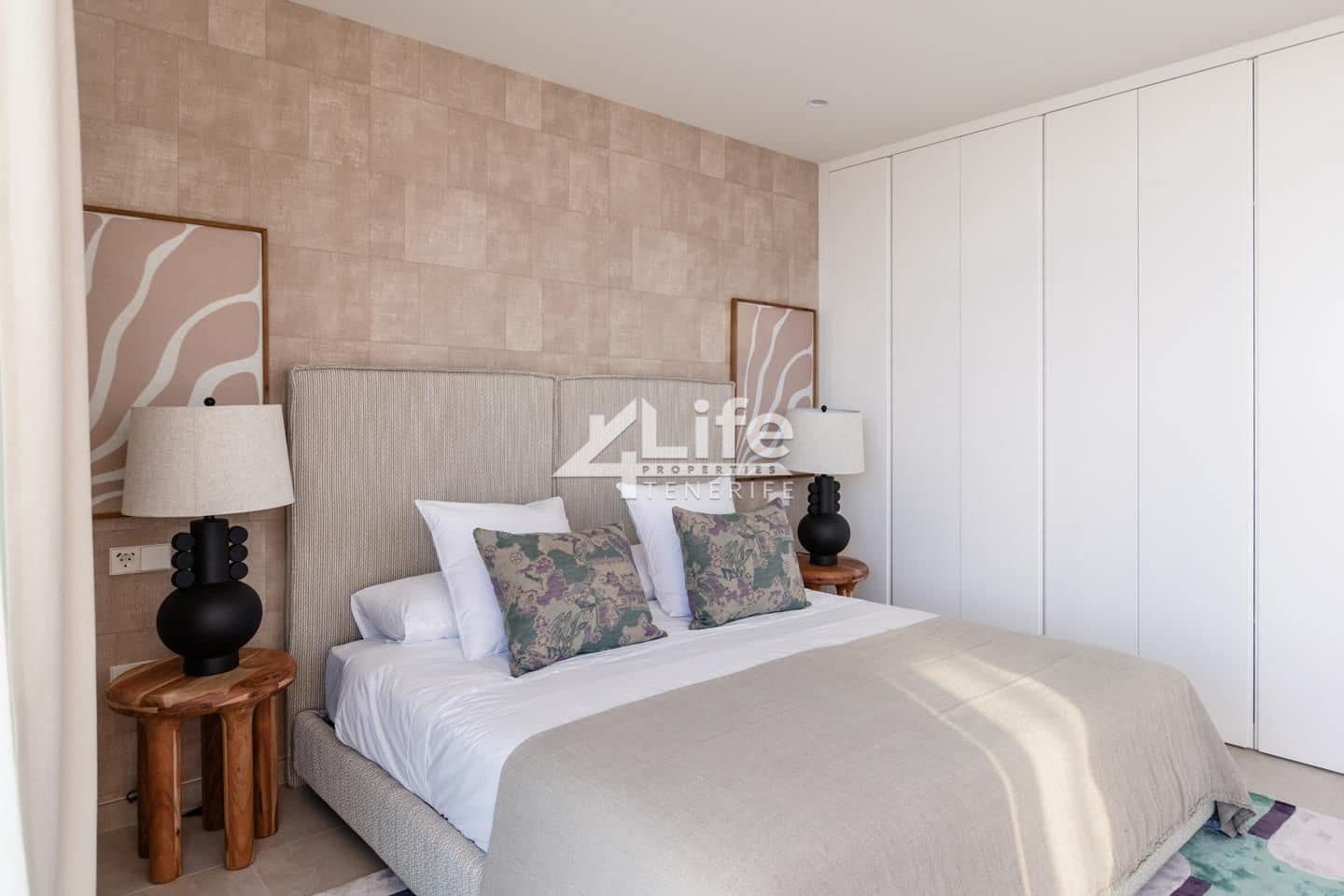 3 soverom Villa til salgs i Costa Adeje med svømmebasseng garasje - € 2 315 500 (Ref: 9861250)
