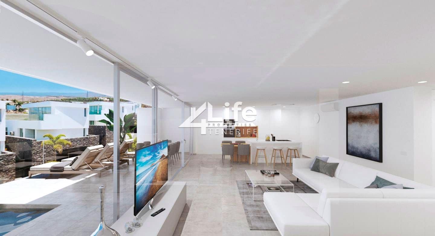 3 makuuhuone Huvila myytävänä paikassa Adeje mukana uima-altaan - 1 838 000 € (Ref: 9866053)