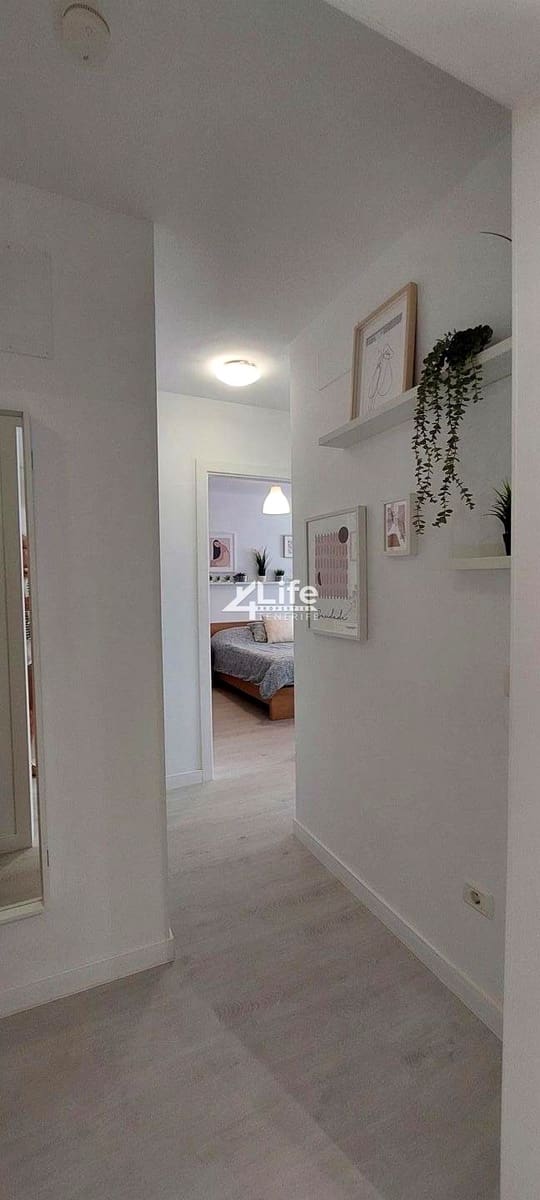 2 chambre Appartement à vendre à Adeje avec garage - 265 000 € (Ref: 9879717)