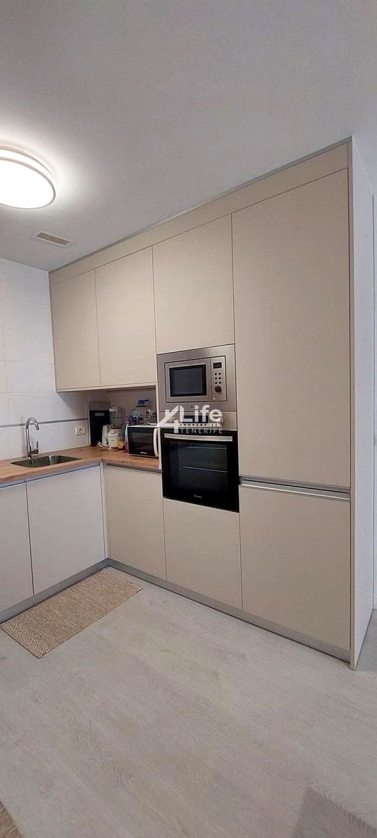 2 chambre Appartement à vendre à Adeje avec garage - 265 000 € (Ref: 9879717)