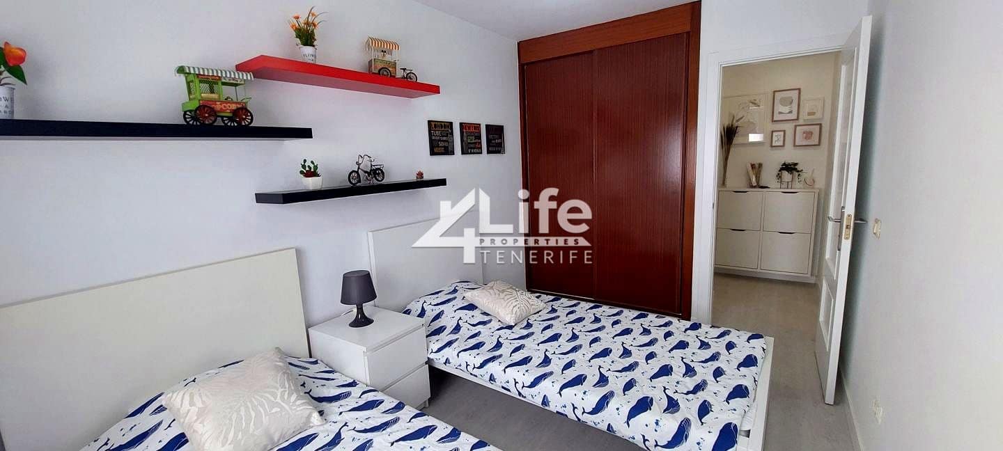 2 chambre Appartement à vendre à Adeje avec garage - 265 000 € (Ref: 9879717)