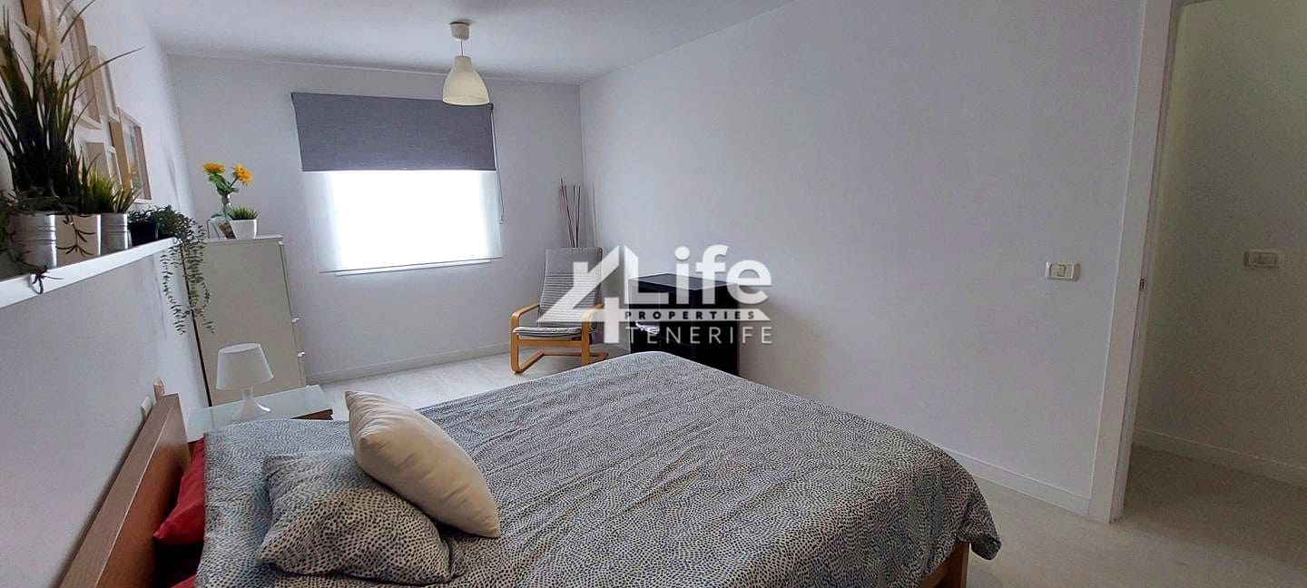 2 chambre Appartement à vendre à Adeje avec garage - 265 000 € (Ref: 9879717)
