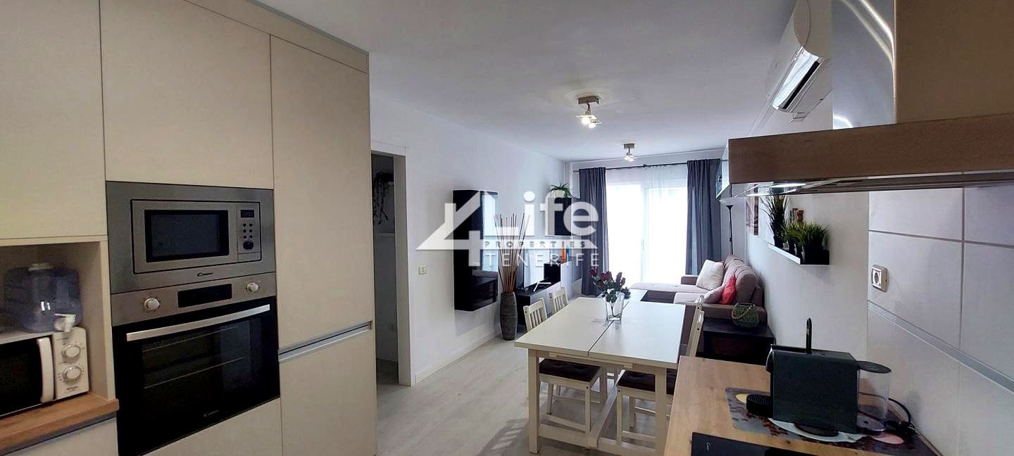 2 chambre Appartement à vendre à Adeje avec garage - 265 000 € (Ref: 9879717)