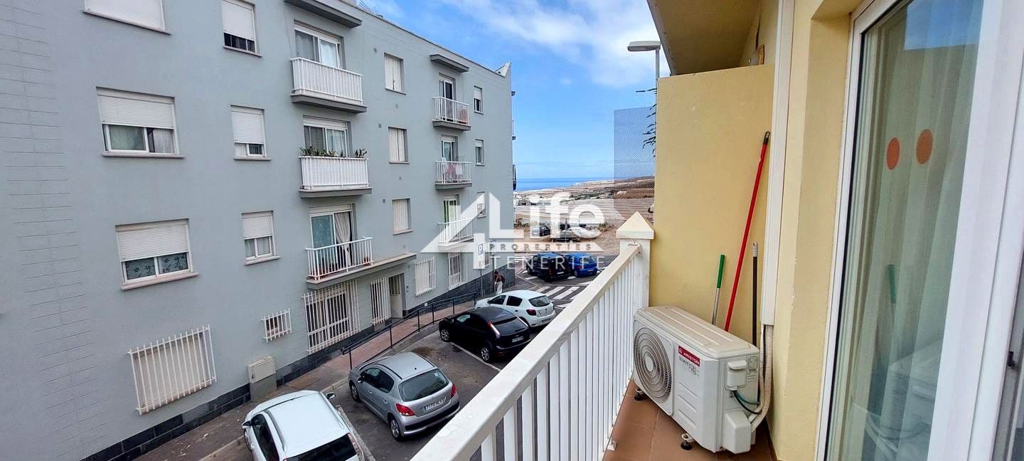 2 chambre Appartement à vendre à Adeje avec garage - 265 000 € (Ref: 9879717)