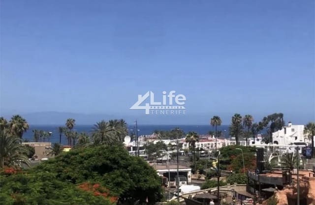 2 soveværelse Lejlighed til salg i Playa de las Americas, Arona med swimmingpool - € 415.000 (Ref: 9891192)