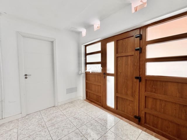 1 sovrum Företag till salu i Playa del Duque, Adeje - 750 000 € (Ref: 9893080)