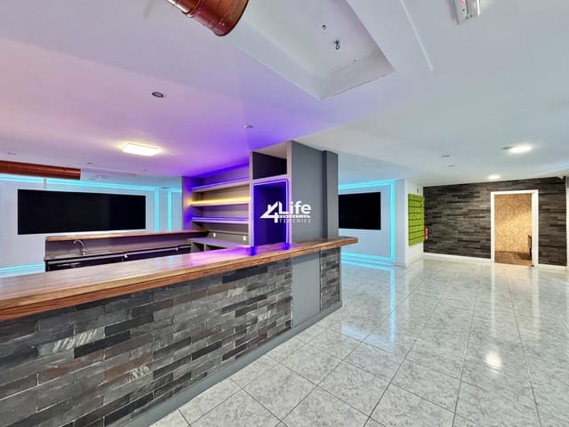 1 sovrum Företag till salu i Playa del Duque, Adeje - 750 000 € (Ref: 9893080)