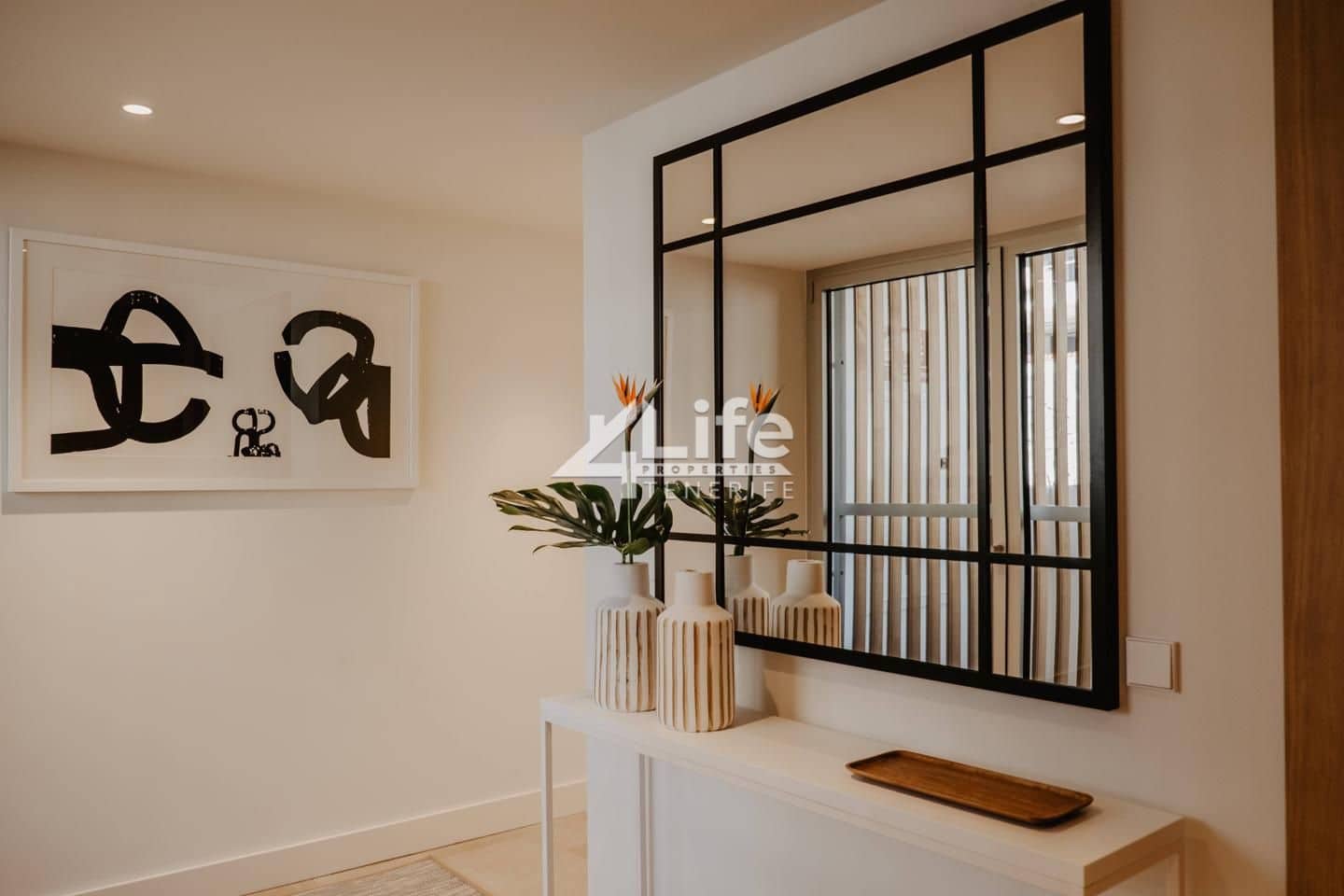 3 Zimmer Wohnung zu verkaufen in Adeje mit Pool Garage - 1.600.000 € (Ref: 9897402)