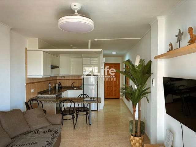 2 makuuhuone Asunto myytävänä paikassa San Eugenio Bajo, Adeje mukana uima-altaan - 395 000 € (Ref: 9899812)