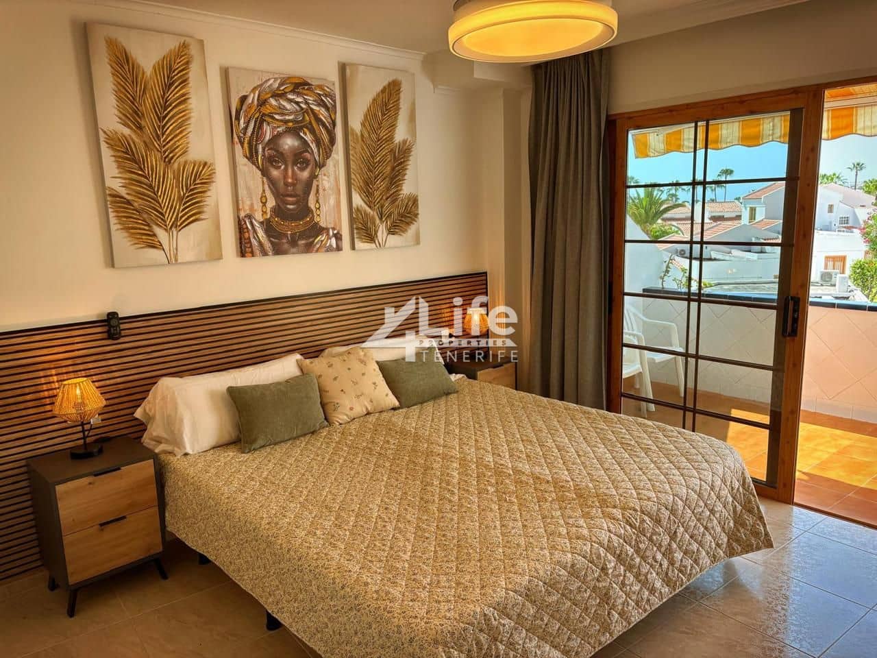 2 bedroom Flat for sale in Costa Adeje with pool - € 395,000 (Ref: 9899812)