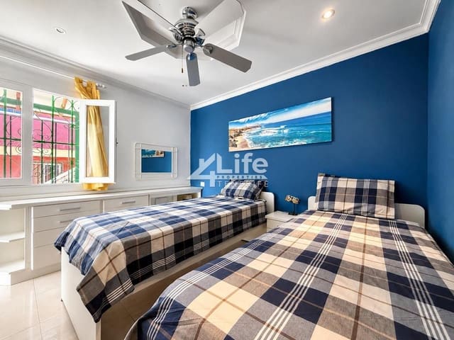 1 bedroom Flat for sale in Los Gigantes, Santiago del Teide - € 235,000 (Ref: 9909742)