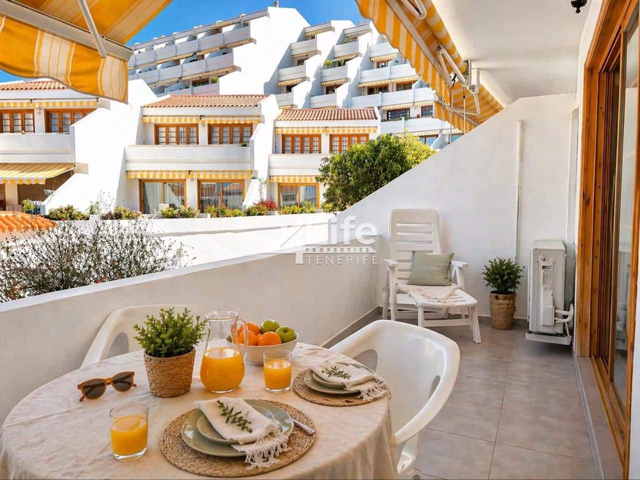 1 soveværelse Lejlighed til salg i Costa Adeje med swimmingpool - € 325.000 (Ref: 9912297)
