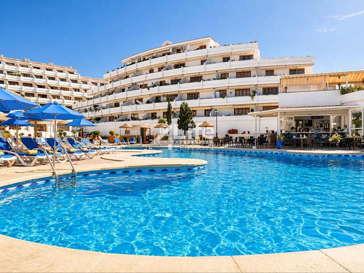1 soveværelse Lejlighed til salg i Costa Adeje med swimmingpool - € 325.000 (Ref: 9912297)