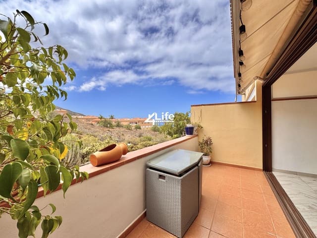 3 bedroom Villa for sale in El Madroñal, Adeje with garage - € 390,000 (Ref: 9918772)
