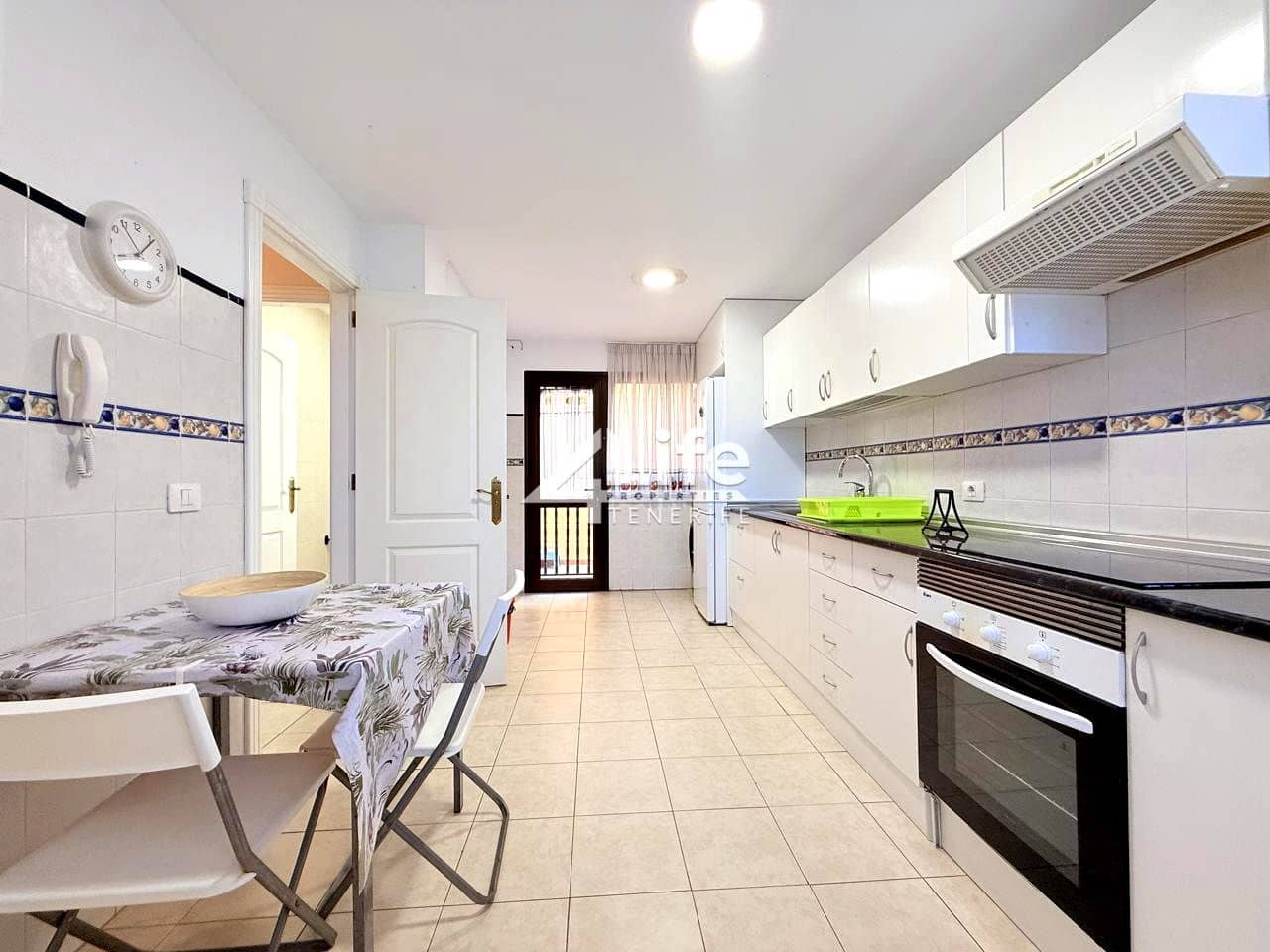 3 quarto Quinta/Casa Rural para arrendar em Costa Adeje - 2 200 € (Ref: 9919079)