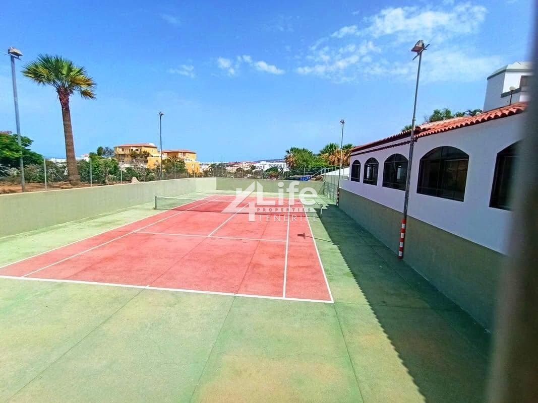 1 sovrum Lägenhet till salu i Costa Adeje med pool garage - 285 000 € (Ref: 9999160)