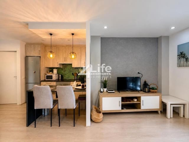 1 soveværelse Lejlighed til salg i Los Cristianos, Arona med swimmingpool garage - € 349.900 (Ref: 9999161)