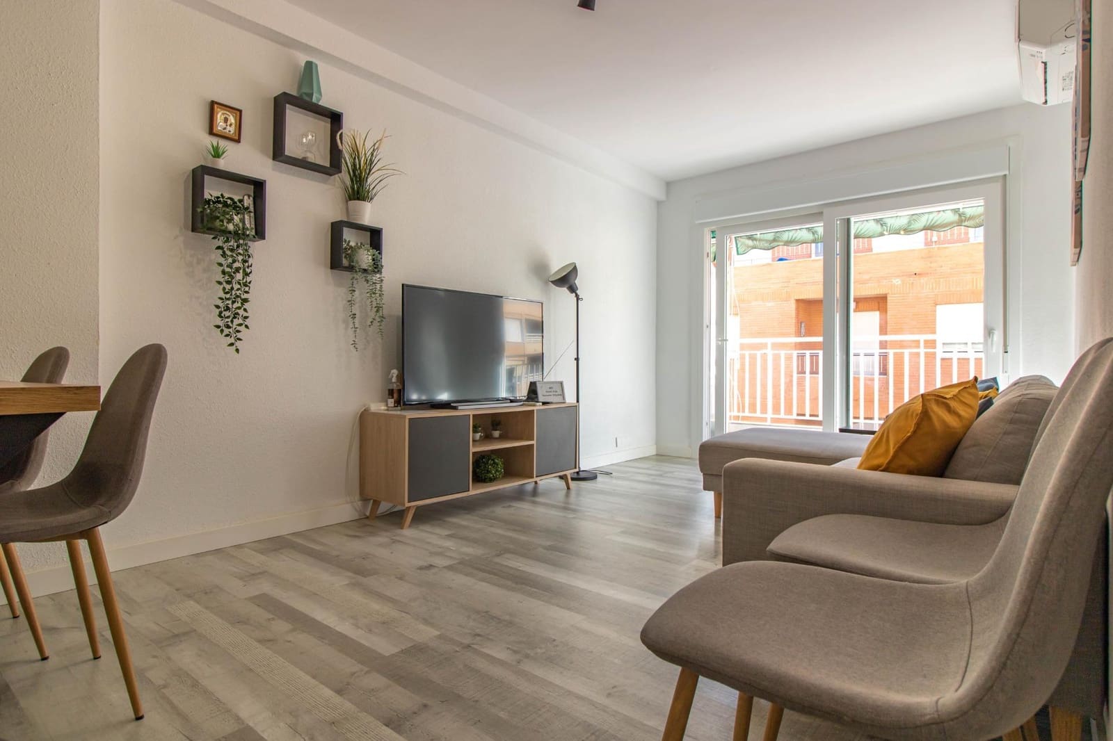 3 sovrum Lägenhet till salu i Torrevieja - 289 990 € (Ref: 8672084)