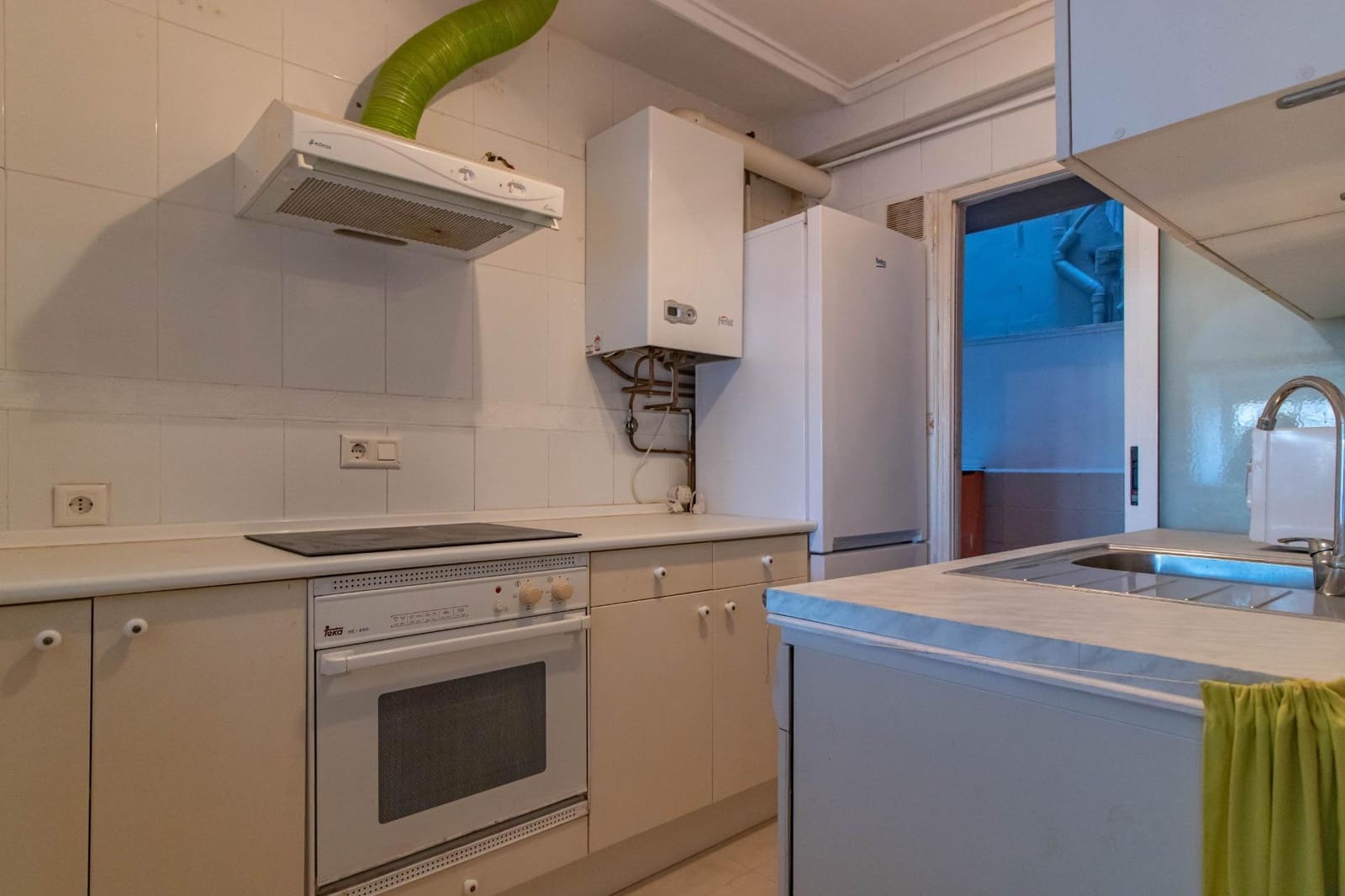 3 soveværelse Lejlighed til salg i Torrevieja - € 139.000 (Ref: 8706072)