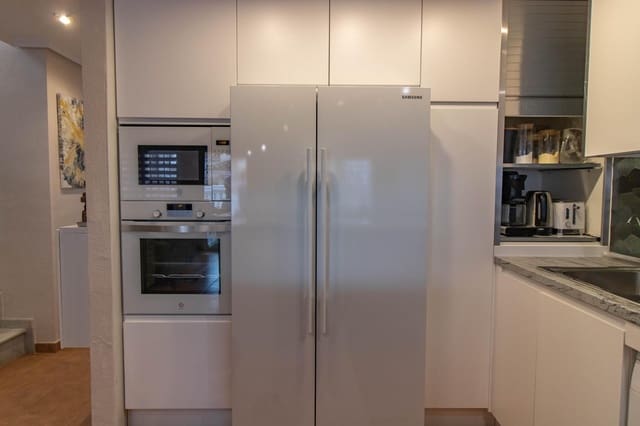 3 soverom Kjedet enebolig til salgs i Los Frutales, Torrevieja med svømmebasseng - € 320 000 (Ref: 8714728)