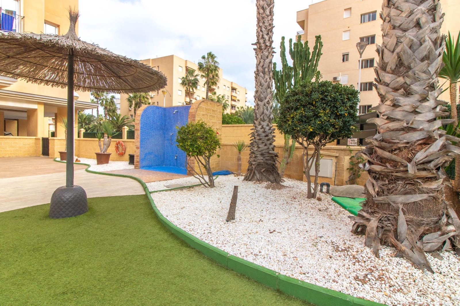 3 soverom Leilighet til salgs i Torrevieja med svømmebasseng - € 350 000 (Ref: 8836911)