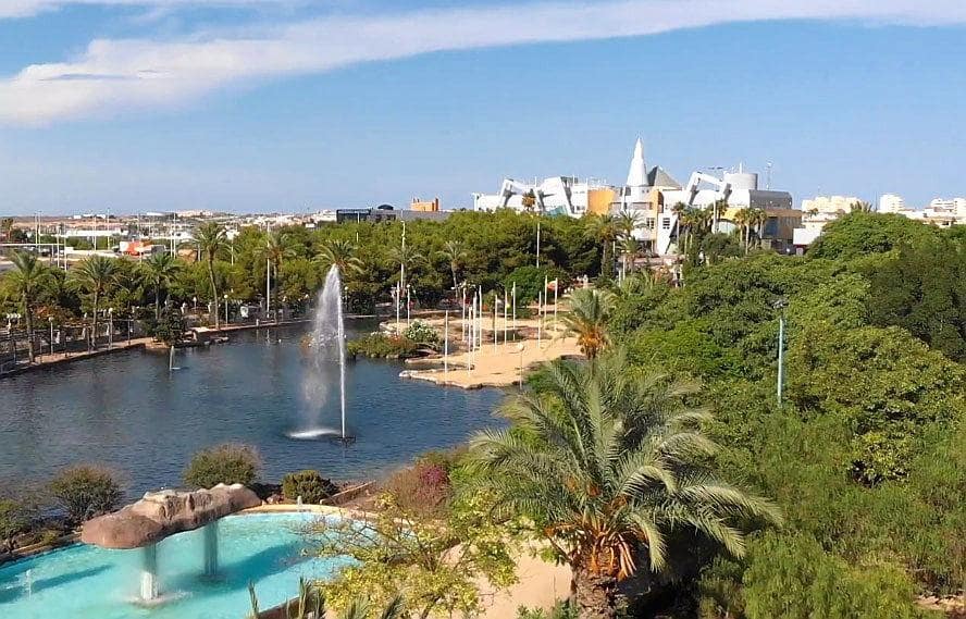 2 soverom Leilighet til salgs i Torrevieja - € 122 000 (Ref: 8896878)